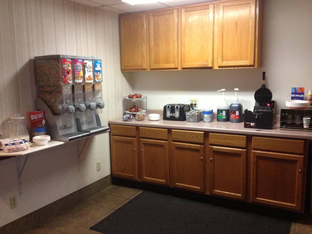 Travelodge By Wyndham Deer Lodge Montana Εξωτερικό φωτογραφία