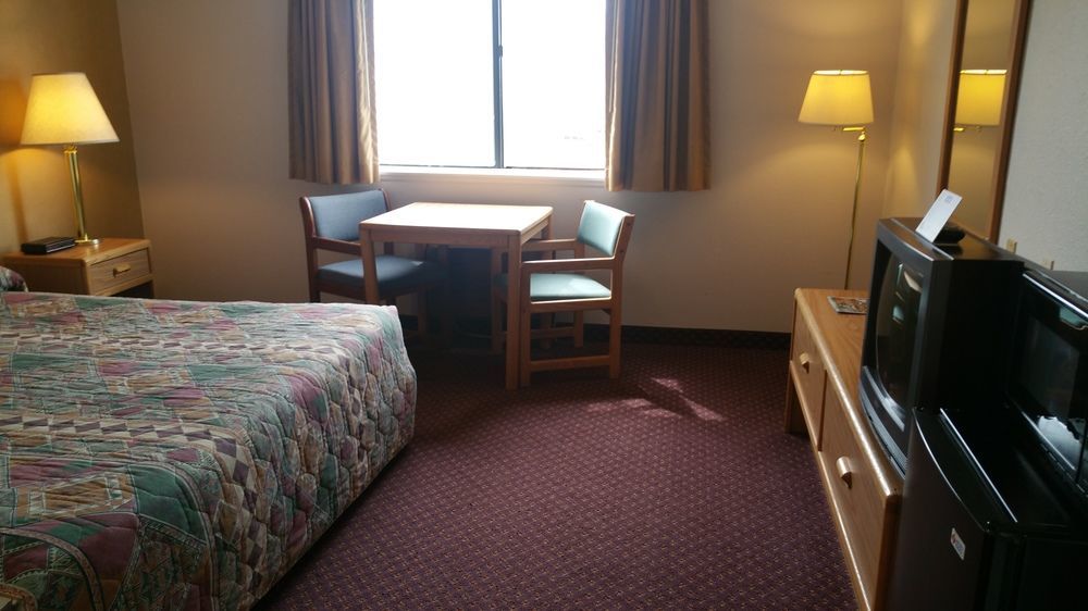 Travelodge By Wyndham Deer Lodge Montana Εξωτερικό φωτογραφία